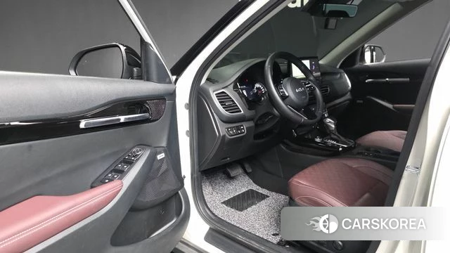 Kia Seltos id 4774966 из Кореи 32