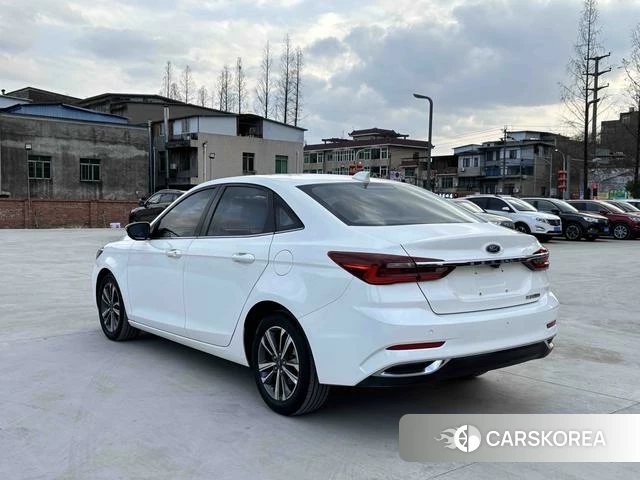 Ford Forrest id 4394174 из Китая 14