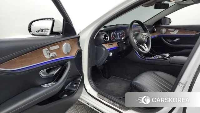 Mercedes-Benz E-Class W213 id 3029316 из Кореи 20