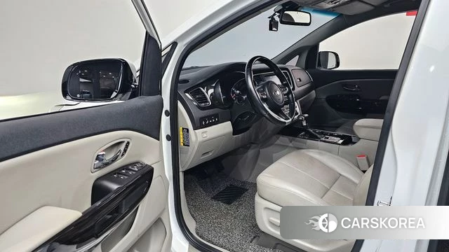 Kia The New Carnival id 3917229 из Кореи 20