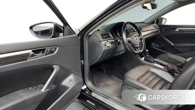 Volkswagen The New Passat id 3408093 из Кореи 20