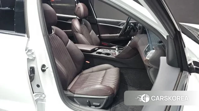 Genesis The New G70 id 3384965 из Кореи 20