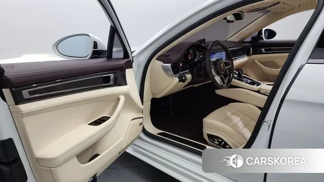 Porsche Panamera (971) id 3004383 из Кореи 20