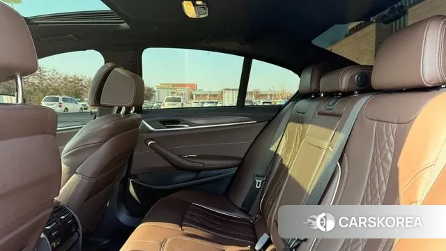 BMW 5 Series (G30) id 3573351 из Кореи 20