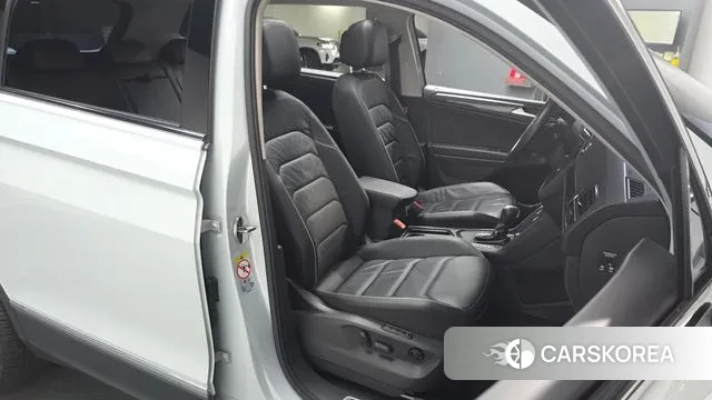 Volkswagen Tiguan Allspace id 2995602 из Кореи 20