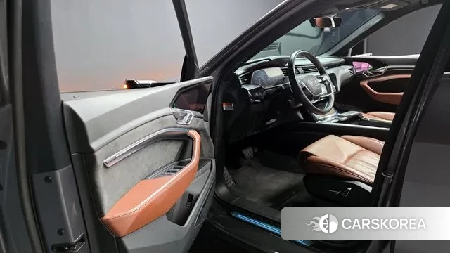 Audi e-Tron id 3008581 из Кореи 20