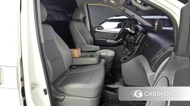 Hyundai The New Grand Starex id 3778916 из Кореи 20