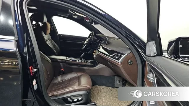 BMW 7 Series (G11) id 3773339 из Кореи 20