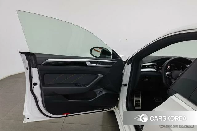 Volkswagen CC id 4205722 из Китая 24