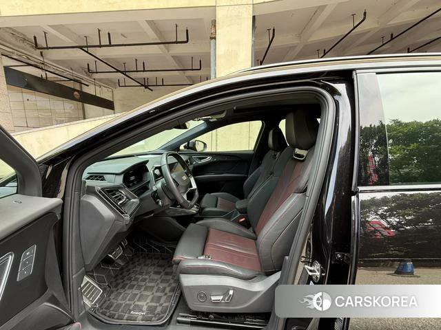 Audi Q5 e-tron id 4359478 из Китая 10