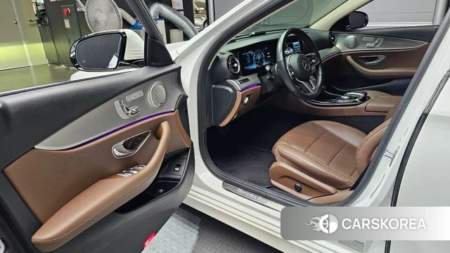 Mercedes-Benz E-Class W213 id 4698814 из Кореи 32