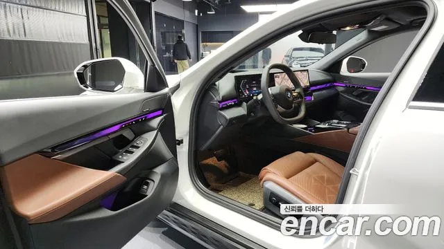 BMW 5 Series (G60) id 2489453 из Кореи 20