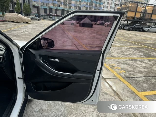 Hyundai ix25 id 4220659 из Китая 30
