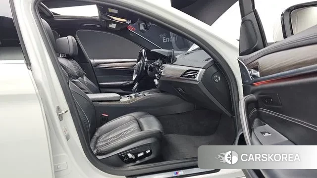 BMW 5 Series (G30) id 3418230 из Кореи 20