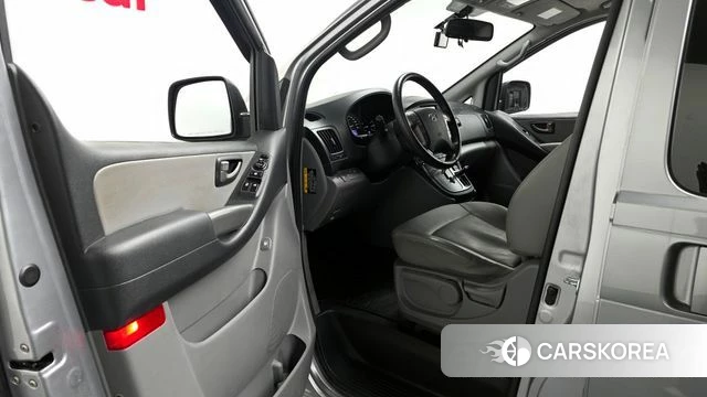 Hyundai The New Grand Starex id 4283994 из Кореи 20