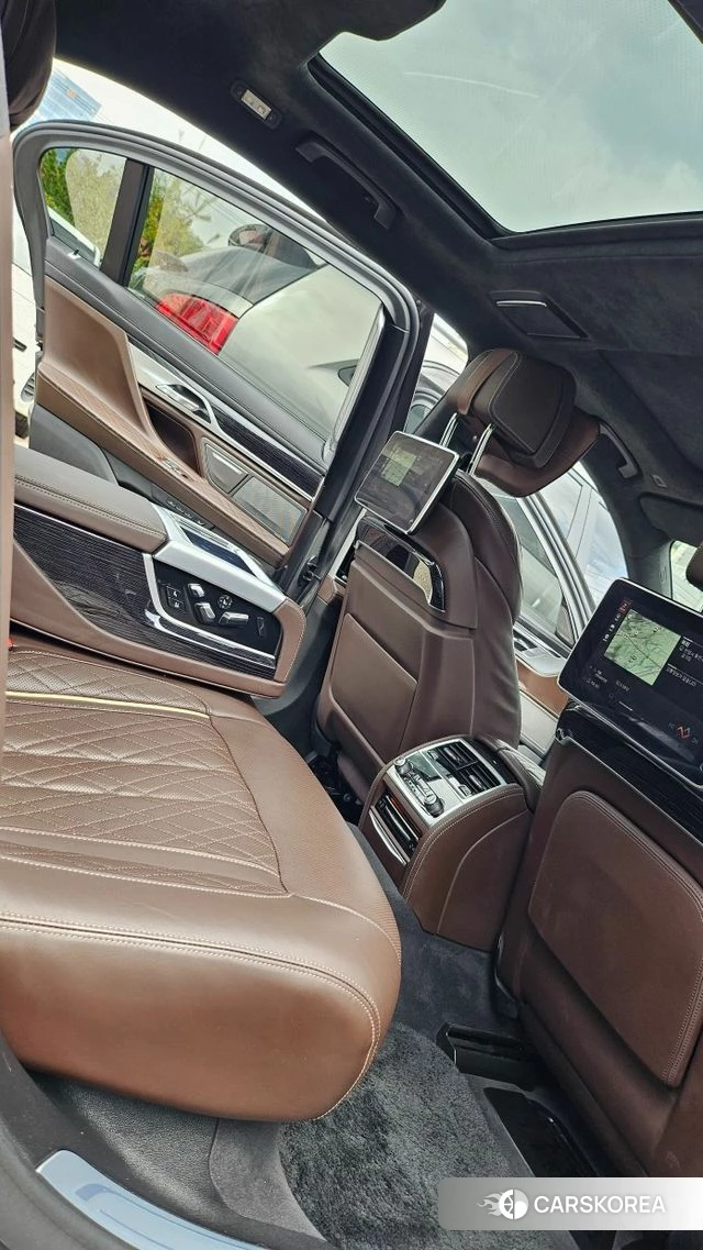 BMW 7 Series (G11) id 4542252 из Кореи 19