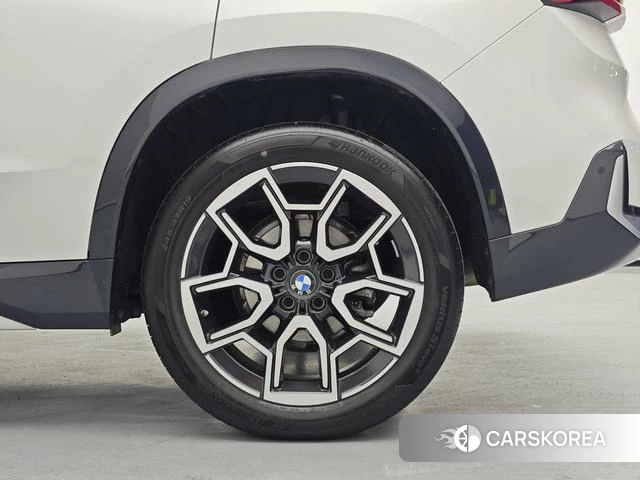 BMW X1 id 4209989 из Китая 20