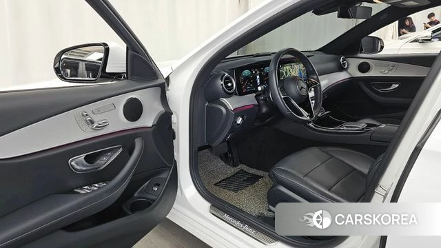 Mercedes-Benz E-Class W213 id 4429558 из Кореи 34