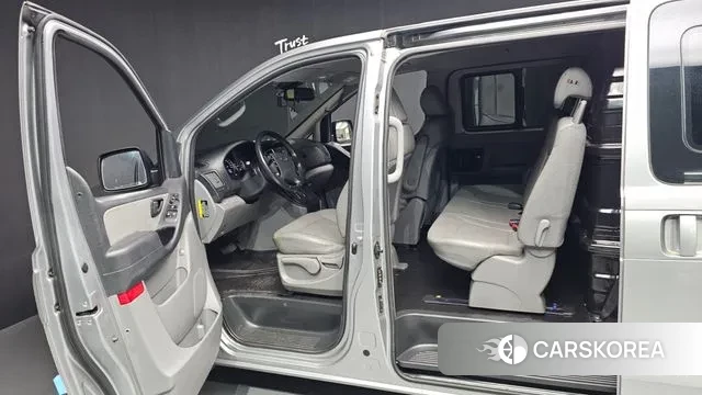 Hyundai The New Grand Starex id 3439176 из Кореи 20