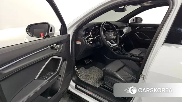 Audi Q3 (F3) id 3590532 из Кореи 20