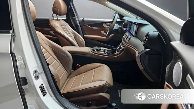 Mercedes-Benz E-Class W213 id 3853014 из Кореи 20