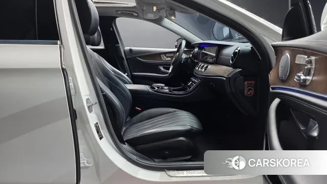 Mercedes-Benz E-Class W213 id 3651924 из Кореи 20