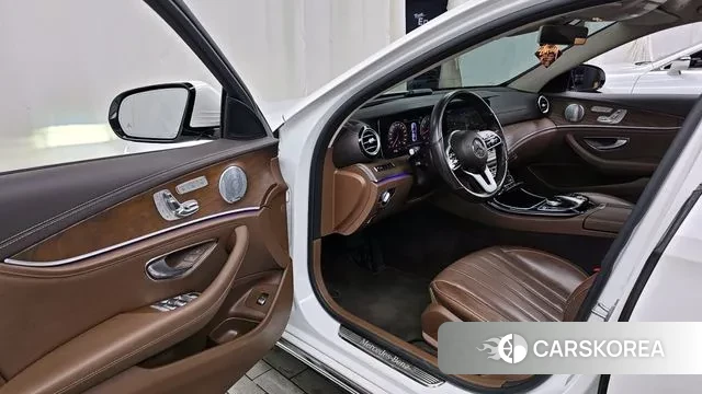 Mercedes-Benz E-Class W213 id 3243964 из Кореи 20