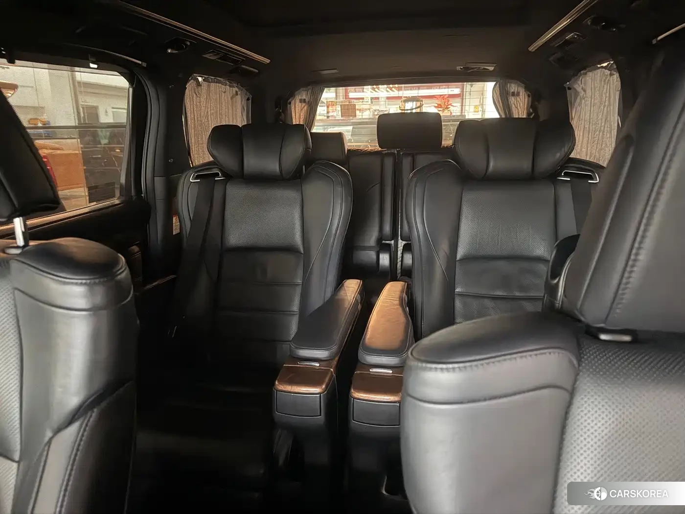 Toyota Elfa id 4649390 из Китая 10