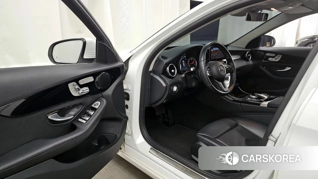 Mercedes-Benz C-Class W205 id 4250723 из Кореи 31