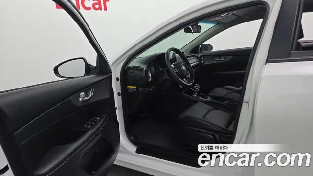 Kia Come New K3 id 2716341 из Кореи 20