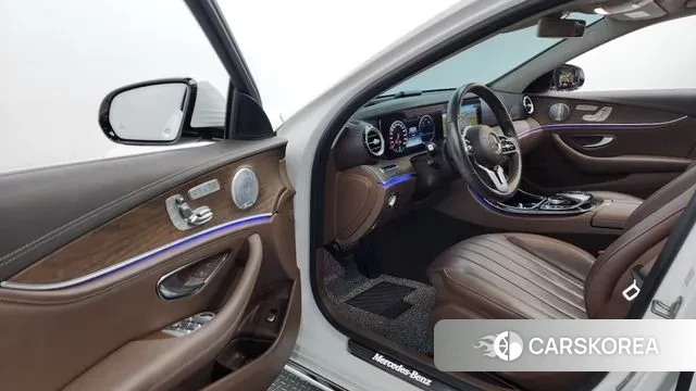 Mercedes-Benz E-Class W213 id 3090052 из Кореи 20