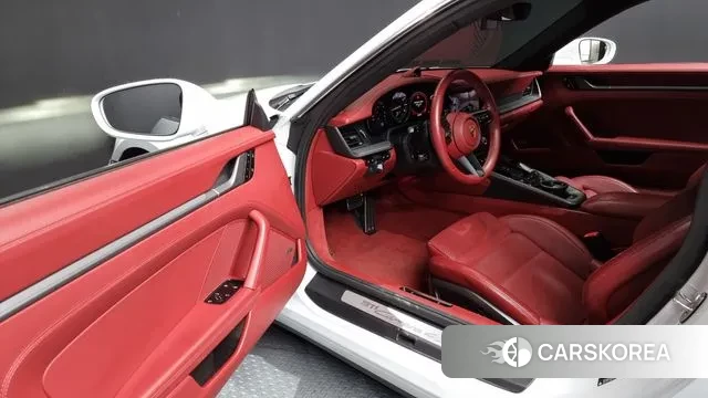 Porsche 911(992) id 3438522 из Кореи 20