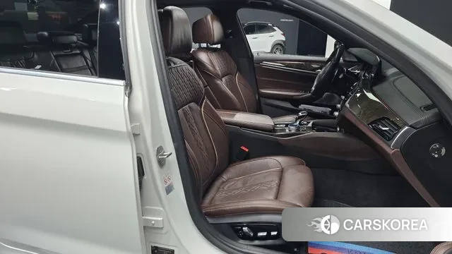 BMW 5 Series (G30) id 3588520 из Кореи 20