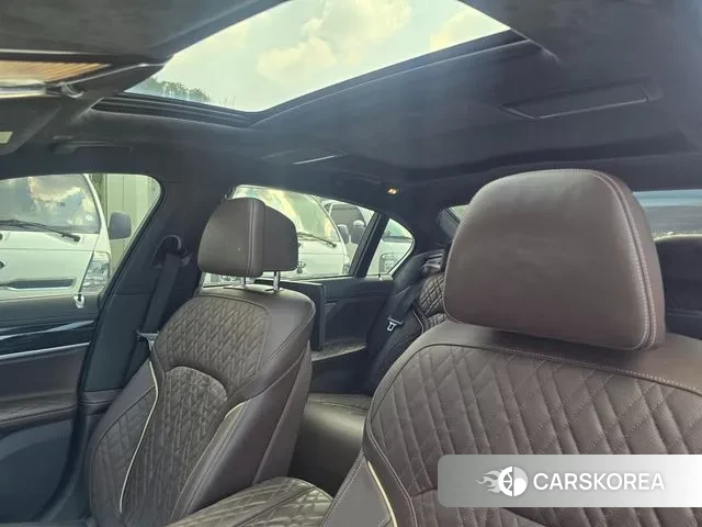 BMW 7 Series (G11) id 2979804 из Кореи 20