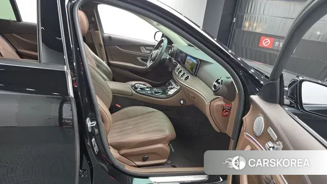 Mercedes-Benz E-Class W213 id 3220682 из Кореи 20