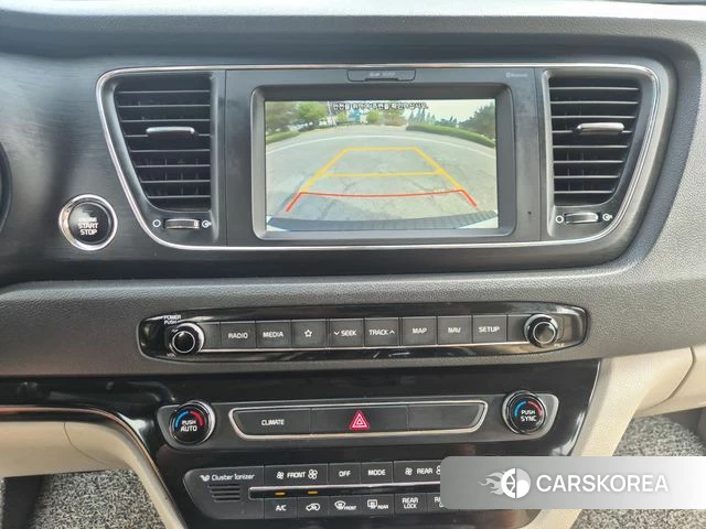 Kia The New Carnival id 4345375 из Кореи 20