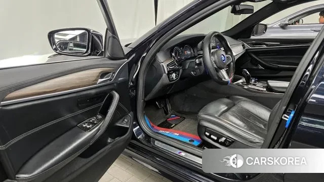 BMW 5 Series (G30) id 3455166 из Кореи 20