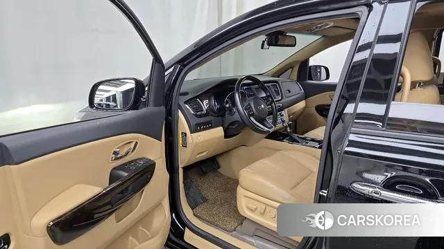 Kia The New Carnival id 3418146 из Кореи 20