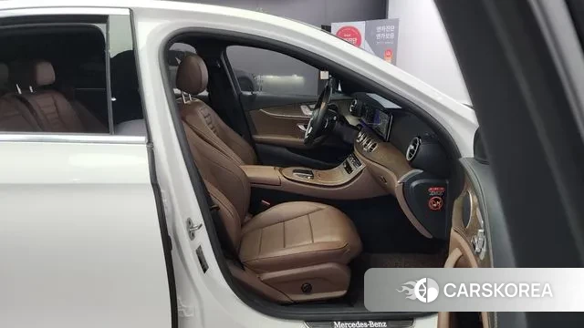 Mercedes-Benz E-Class W213 id 2985099 из Кореи 20