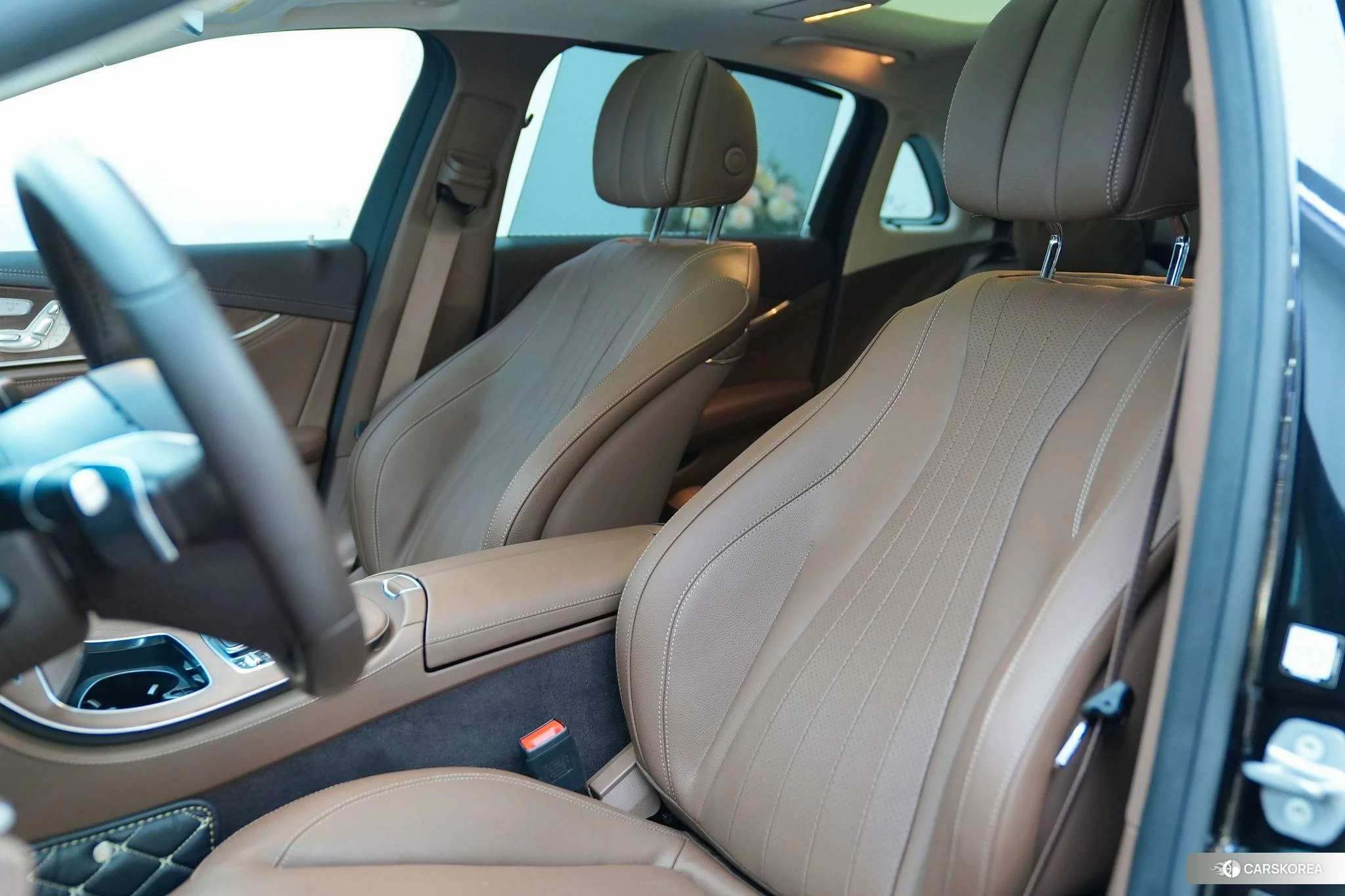Mercedes-Benz E-class id 4479838 из Китая 18