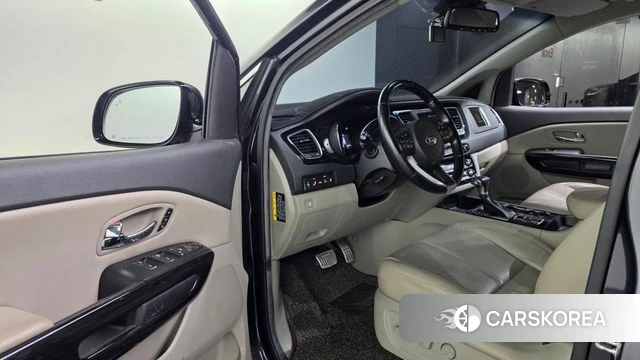 Kia The New Carnival id 4918878 из Кореи 36