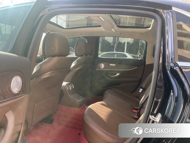 Mercedes-Benz E-class id 4265331 из Китая 22