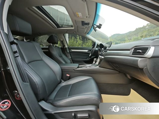 Honda Accord id 4297776 из Китая 17