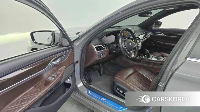 BMW 7 Series (G11) id 3915823 из Кореи 20