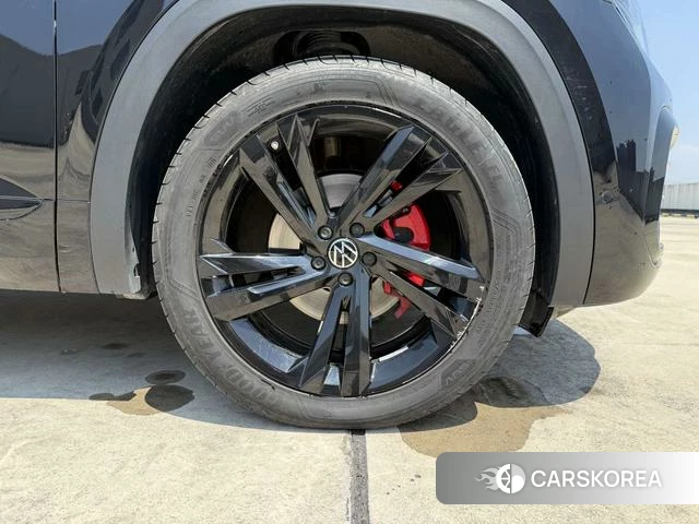 Volkswagen Tourang id 4261106 из Китая 18