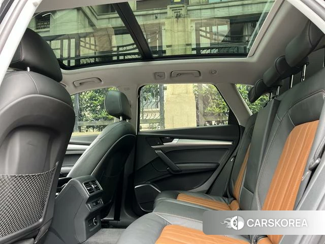Audi Q5L id 4275627 из Китая 18