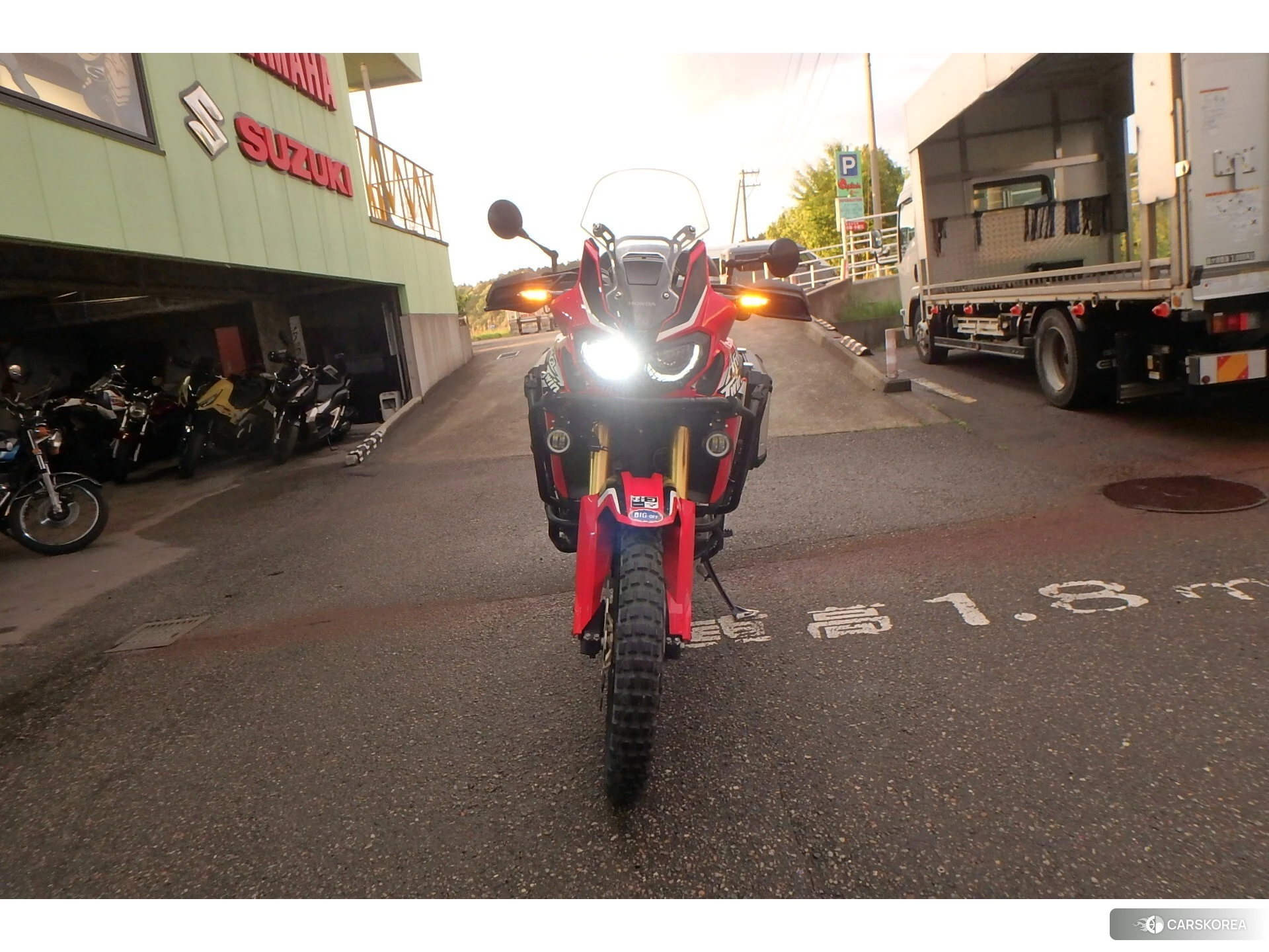 Проданный Honda CRF1000L AFRICA TWIN id 4320161 из Японии, фото 17