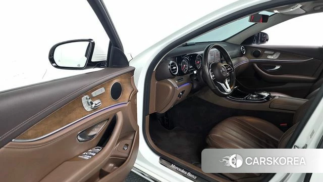 Mercedes-Benz E-Class W213 id 4595462 из Кореи 20