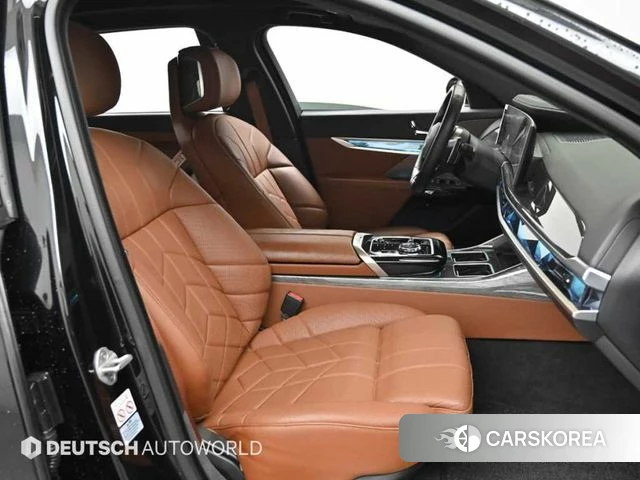 BMW 7 Series (G70) id 4360513 из Кореи 20