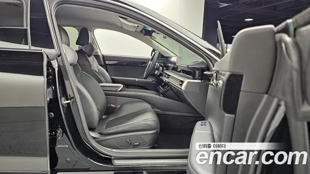 Hyundai Grandeur (GN7) id 2837522 из Кореи 20